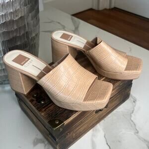 Dolce Vita Marsha Heels in Tan